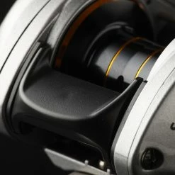 Savage Gear SG6 Low Profile 10 Savage Gear SG6 Low Profile -Moulinets spinning Boutique 74779r 3